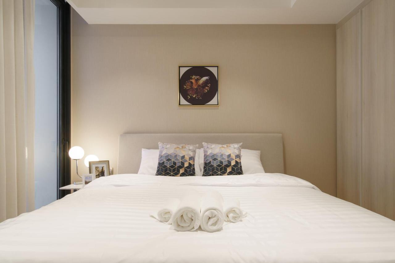 דירות בנגקוק Sukhumvit 11#Luxury#Pool#Gym#Bts Nana&Mrt Sukhumvit#1Br#Max2Ppl מראה חיצוני תמונה