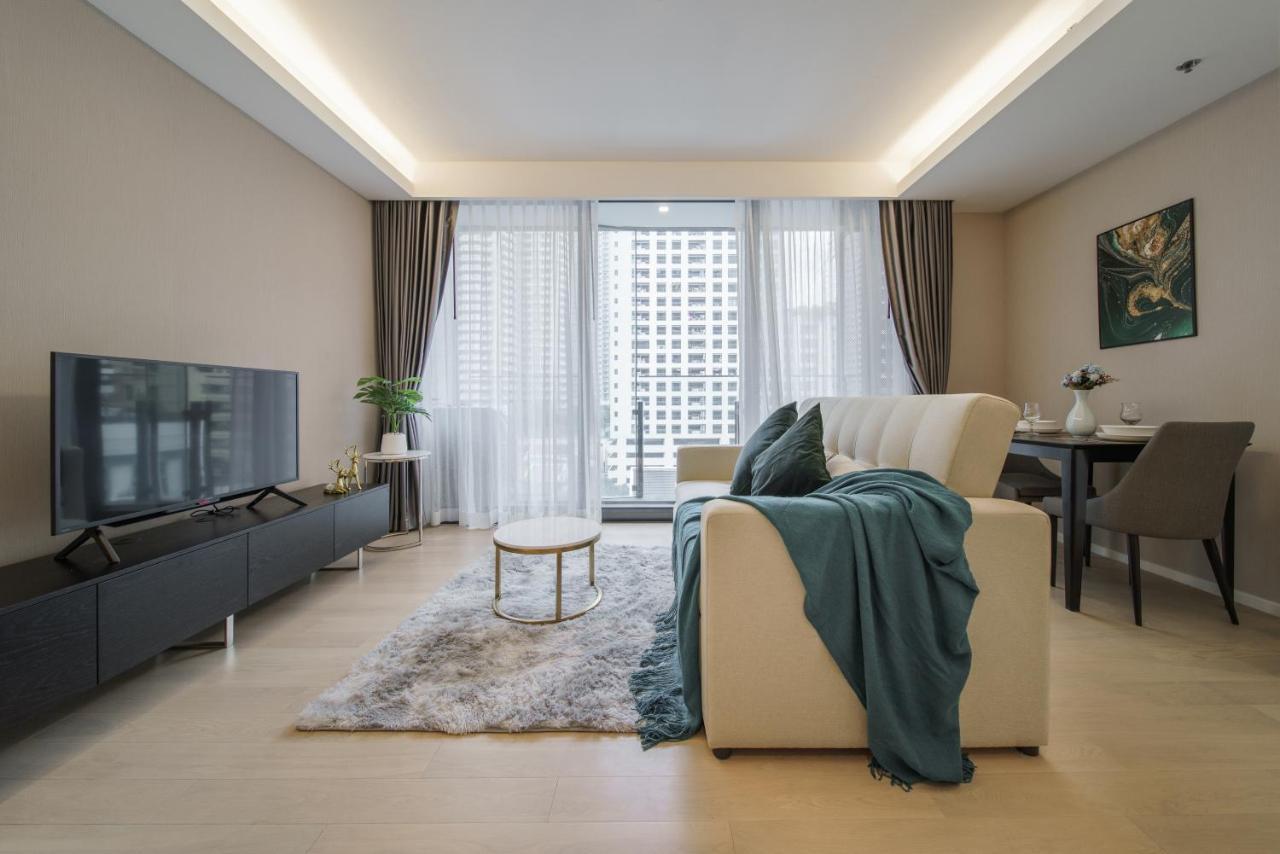 דירות בנגקוק Sukhumvit 11#Luxury#Pool#Gym#Bts Nana&Mrt Sukhumvit#1Br#Max2Ppl מראה חיצוני תמונה