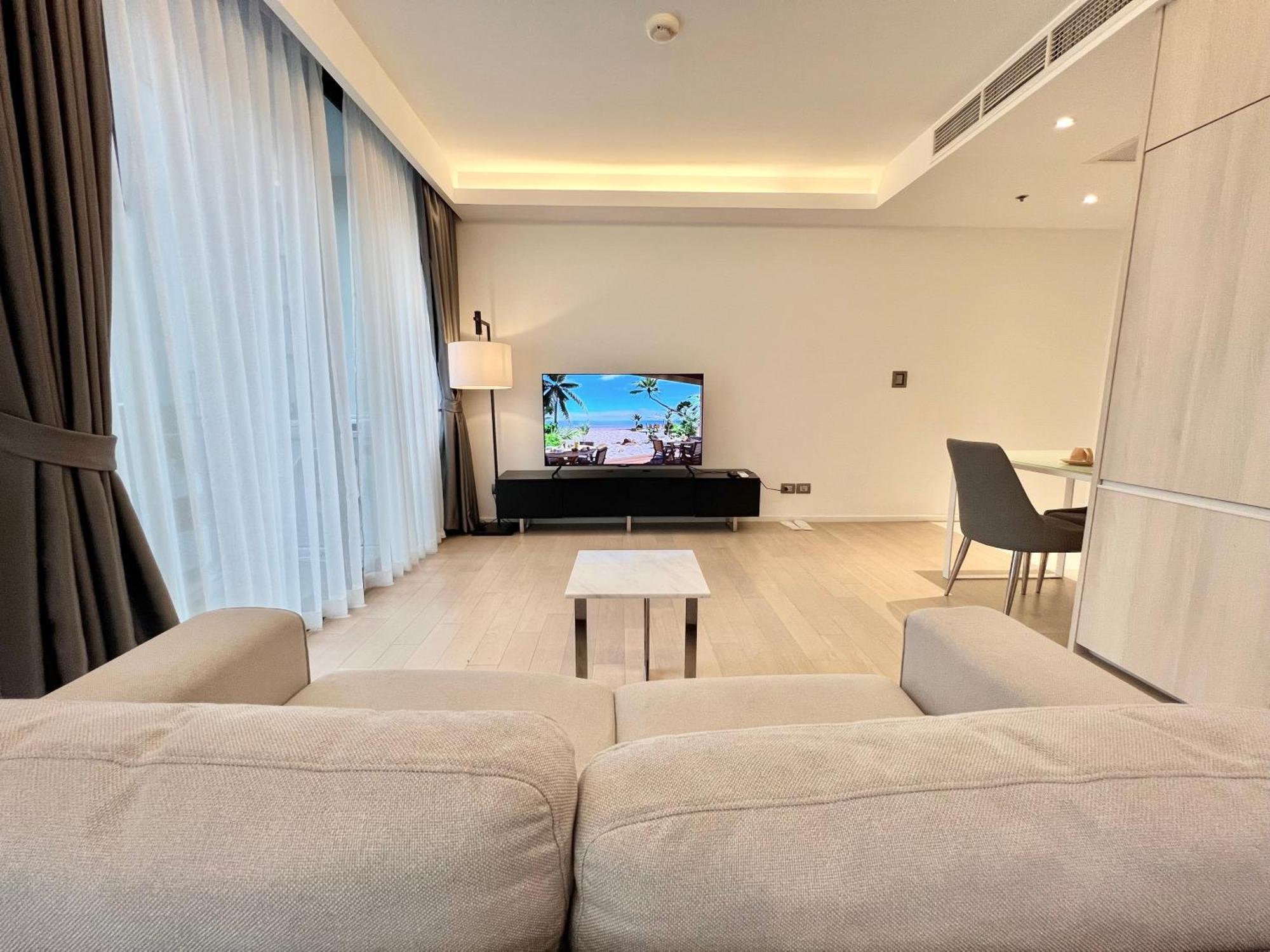 דירות בנגקוק Sukhumvit 11#Luxury#Pool#Gym#Bts Nana&Mrt Sukhumvit#1Br#Max2Ppl מראה חיצוני תמונה